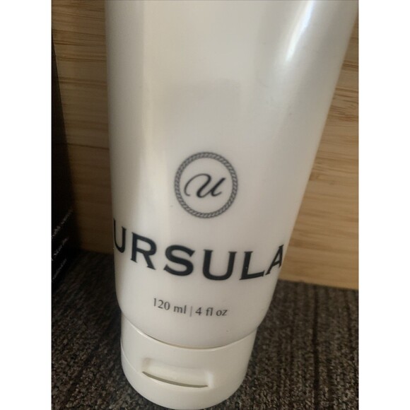 BNIB, Sealed Ursula, The Soft Cleanser Hydrating Face Wash - 4 fl. oz. - Picture 4 of 9